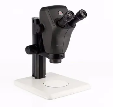 Estereomicroscopio con camara integrada Leica Ivesta 3